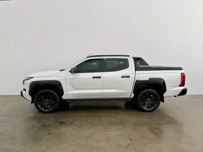 Mitsubishi TRITON Katana 2.4 CD 4X4 TB Diesel Aut. 2026