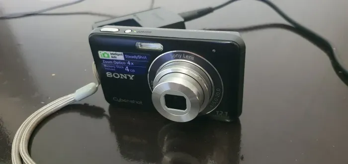 Câmera fotográfica Sony Cyber-shot DSC-W310 12.1 Mega pixels Zoom Óptica 4x