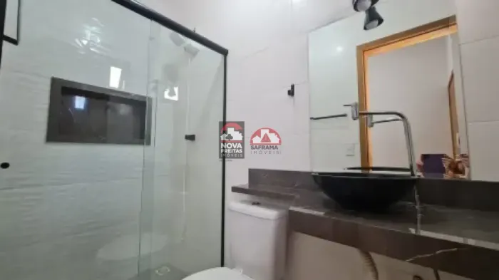 Flats Novos para Locação Definitiva / Bairro Nobre Aruan 50 Metros da Praia