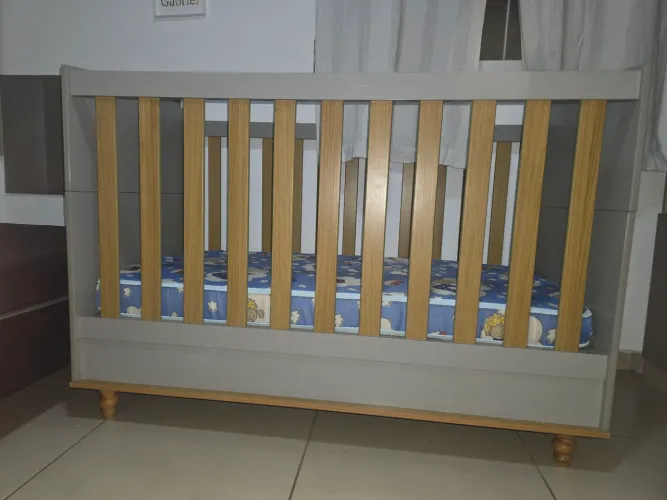 Berço com colchão