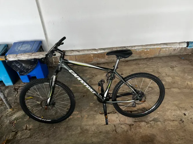 Bicicleta Cannondale MTB Aro 26