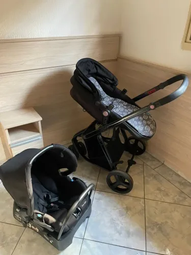 Carrinho + bebê conforto Safety