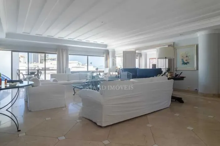 Apartamento : Padrão / Residencial / Copacabana