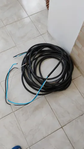 Vendo 14 metros de cabo pp de 3x10mm de 1kv.