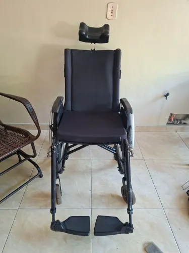 Cadeira de rodas reclinavel