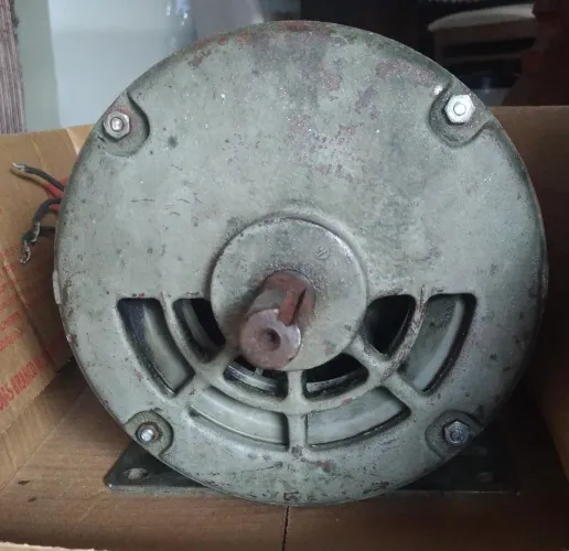Motor trifásico de baixa rotação 1 CV