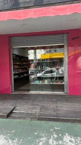 Loja de Maquiagem Completa à Venda! Pronta para Trabalhar