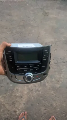 Rádio Original Hyundai HB20 - Bluetooth / USB / MP3 (Estado de Novo)