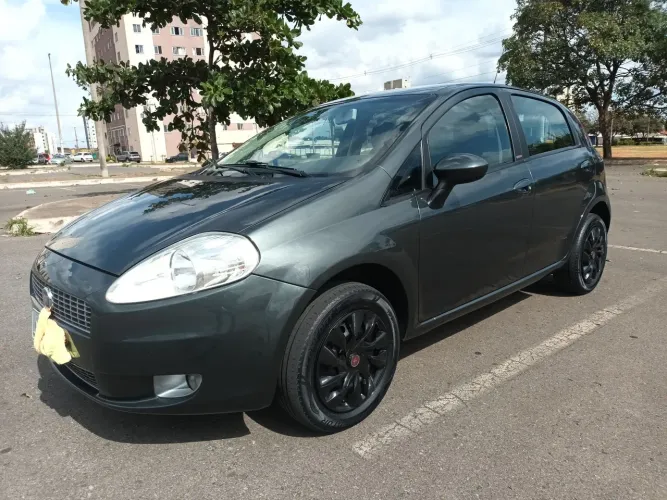 Fiat Punto ELX 1.4 Fire Flex 8V 5P 2010