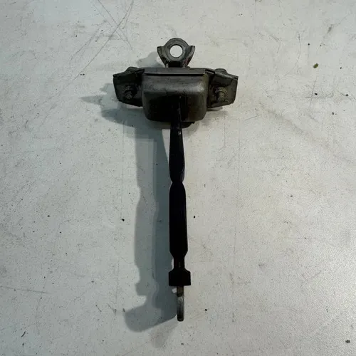 Limitador Porta Traseiro Direito Toyota Etios 1.5 2013 2015