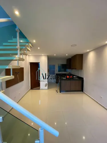 Casa em Condomínio com Piscina no Cibratel 2  Itanhaém