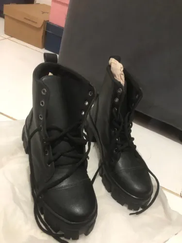 Bota feminina preta 