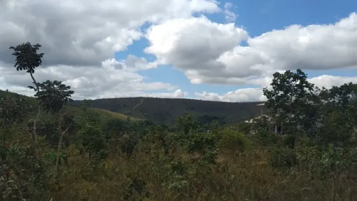 Linda Fazendinha 37.000m² - Oportunidade - R$180.000,00 - Sete Lagoas (Balaios)