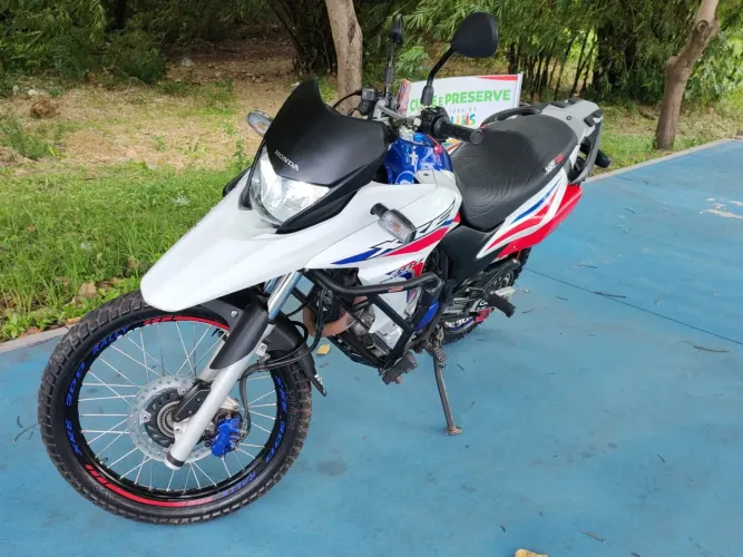 XRE HONDA 300