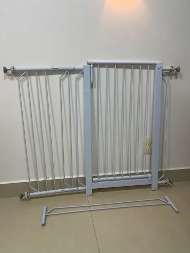 Portão de Segurança para Bebê/Pet - 80 cm x 114 cm com Prolongador | Sem Furar a Parede