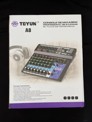 Mesa de som Teyun A8 8 canais