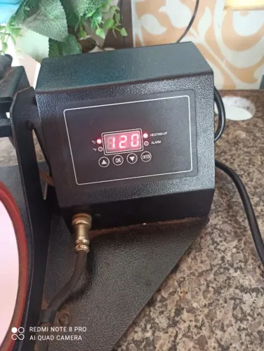 Máquina / Prensa Térmica para Canecas (Sublimação) - Ótimo Estado
