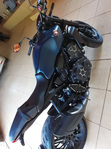  CB 1000R BLACK EDITION 2024. 45 mil