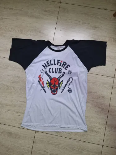 Camiseta Raglan Branca e Preta - Estampa Geek RPG (Tamanhos M e G)