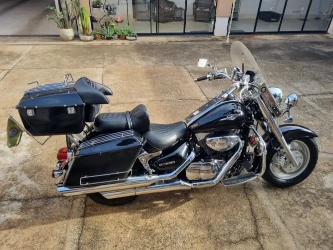 Suzuki Boulevard C1500