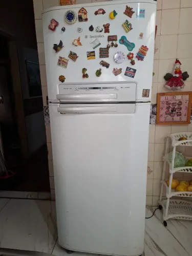 Vendo geladeira eletrolux