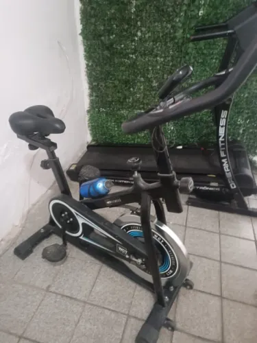 Bicicleta Ergométrica Spinning PodiumFit S200 - Silenciosa