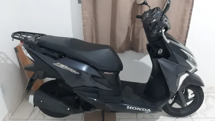 Moto muito nova