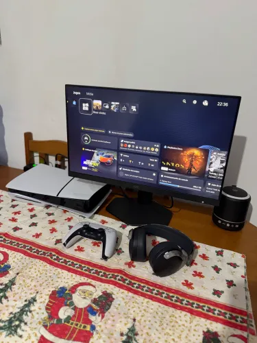 Vendo PlayStation 5 slim 1TB + Monitor AOC 24? 120hz 0.5ms + Headset Pulse 3D Sony