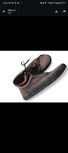 Vans bom para o dia dia, escolas, com um desaine fantástico, *38