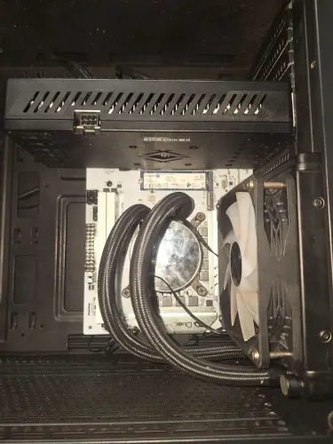 Kit Intel Core i3 12100F + B760 + Water Cooler | Pronto Para Jogar