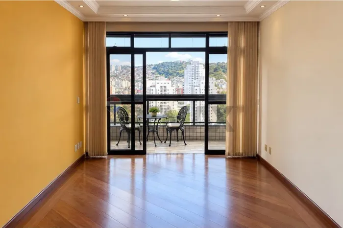 Apartamento Aluguel | 3 Quartos com 2 Suítes | Vaga de Garagem | |Vista para o verde | Áre