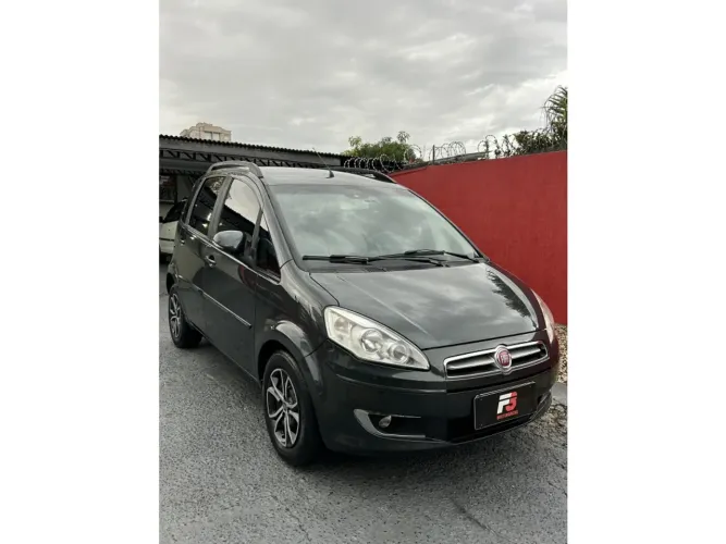 Fiat Idea Attractive 1.4 Fire Flex 8V 5P 2014