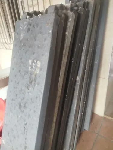 Vendo plataformas metálicas 1x1,50 R$ 100 cada peça