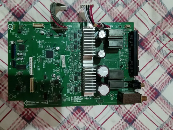 LG CJ87 Placa Principal + Placa Fonte Com Defeito