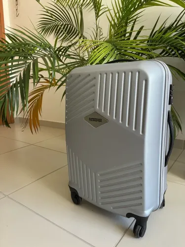 Mala American Tourister - 23 kg | Excelente estado