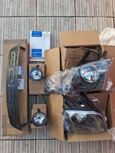 Farol mascara negra Ford Ecosport 06/07