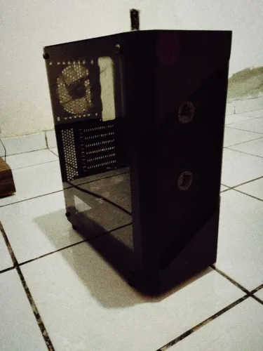 Gabinete Gamer Aigo Darkflash Pollux Preto Mid Tower ATX. Vem com 7 fans