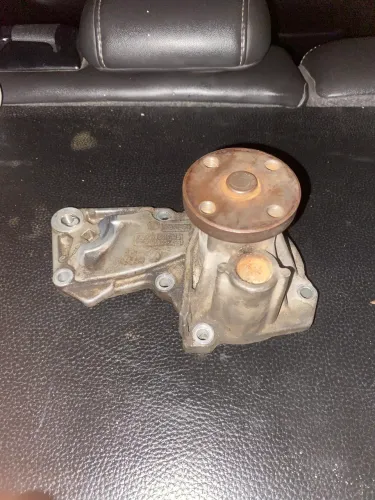 Bomba d?água new fiesta 2012 1.6 mexicano 