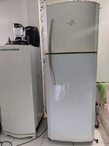Geladeira Frost Free continental usada