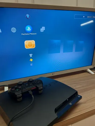 PS3 Slim 300Gb - 10 jogos originais