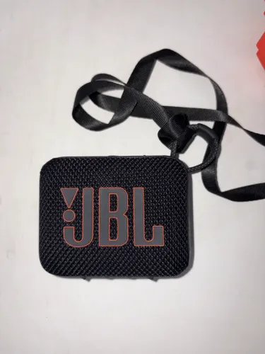 Jbl clip 4