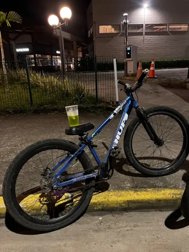 Vendo ou troco bike hupi whistler 2013