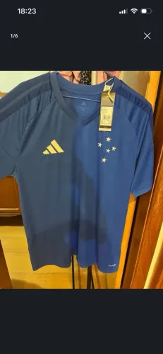 Blusa do Cruzeiro comprada na Adidas