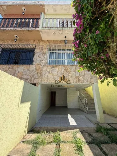 Sobrado à Venda no Bela Vista Osasco | 146 m² | 3 Dorms c/ Suíte Master | 2 Vagas | R$ 82