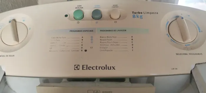Máquina de Lavar Eletrolux 8 kg - Forte e em Perfeito Funcionamento