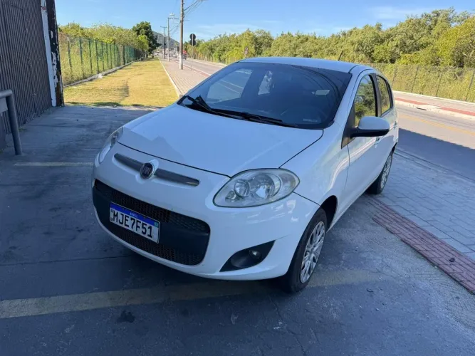 Fiat Palio Essence 1.6 Flex 16V 5P 2012