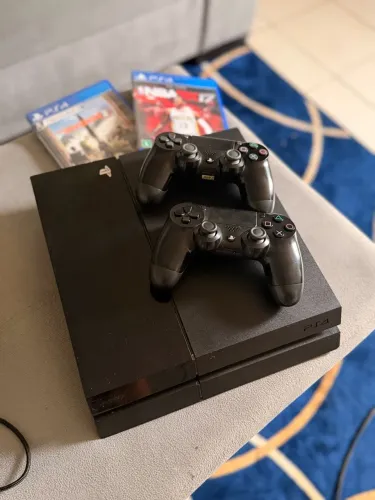 PS4 SEMI NOVO