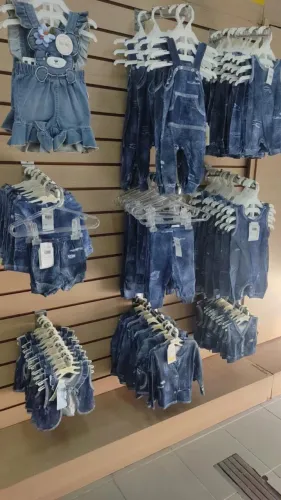 Vendo roupas novas infantis tam 2 ao 16