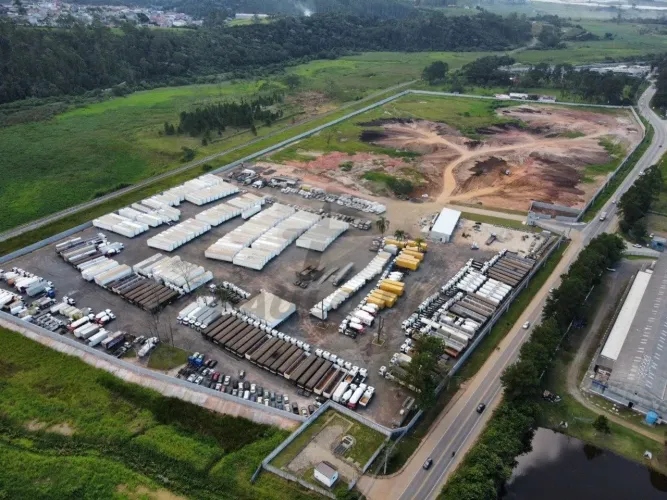 Terreno Industrial para alugar no bairro Ipelandia em Suzano - SP.