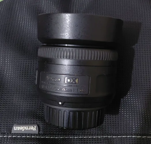 Vende-se lente Nikon 35mm 1.8